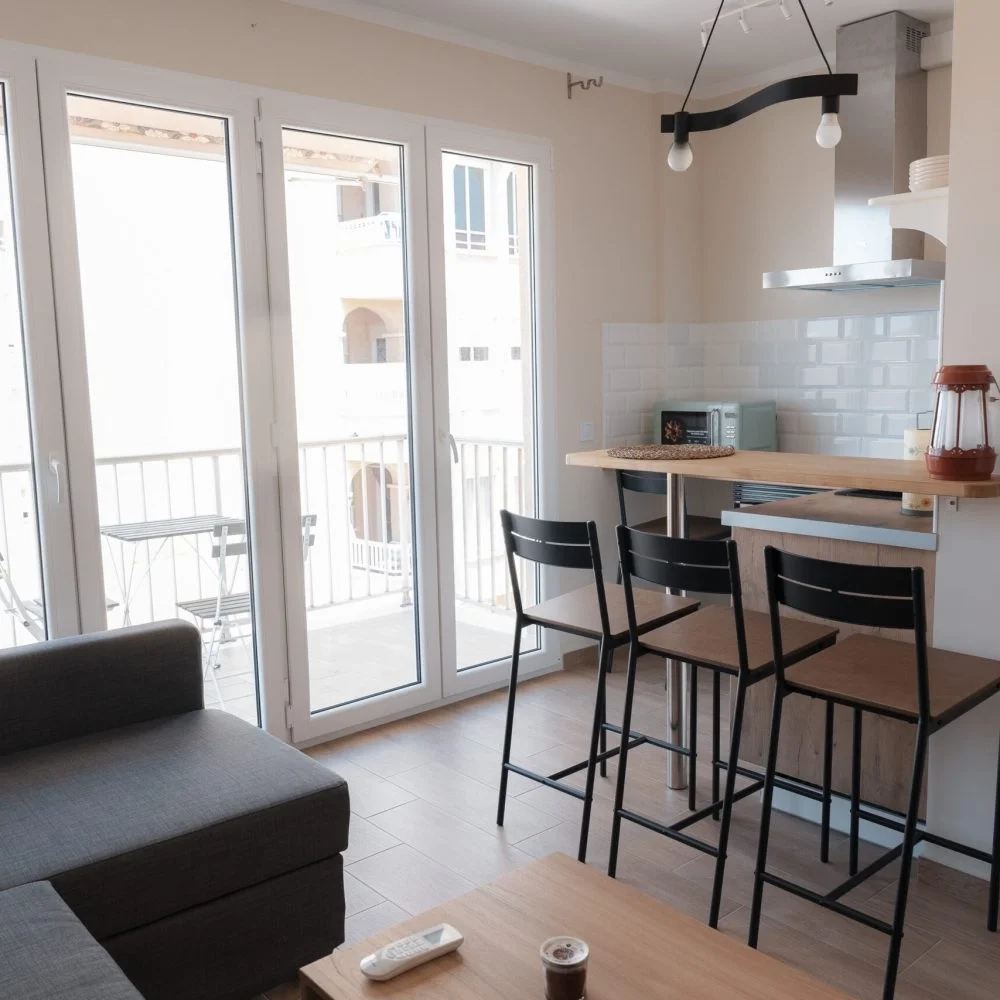 esta-si-7-scaled-rep90c1eva3jdv9lfaasxxz6ar7fn5jsv6v3be8n4g